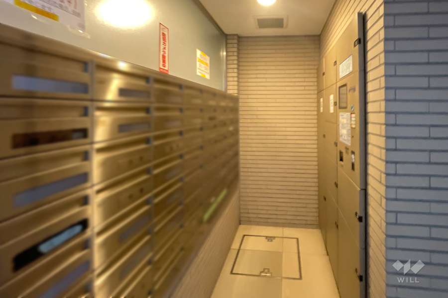 宅配ボックスと共用ポスト