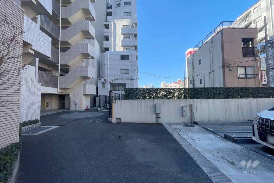 敷地内駐車場（屋外機械式）