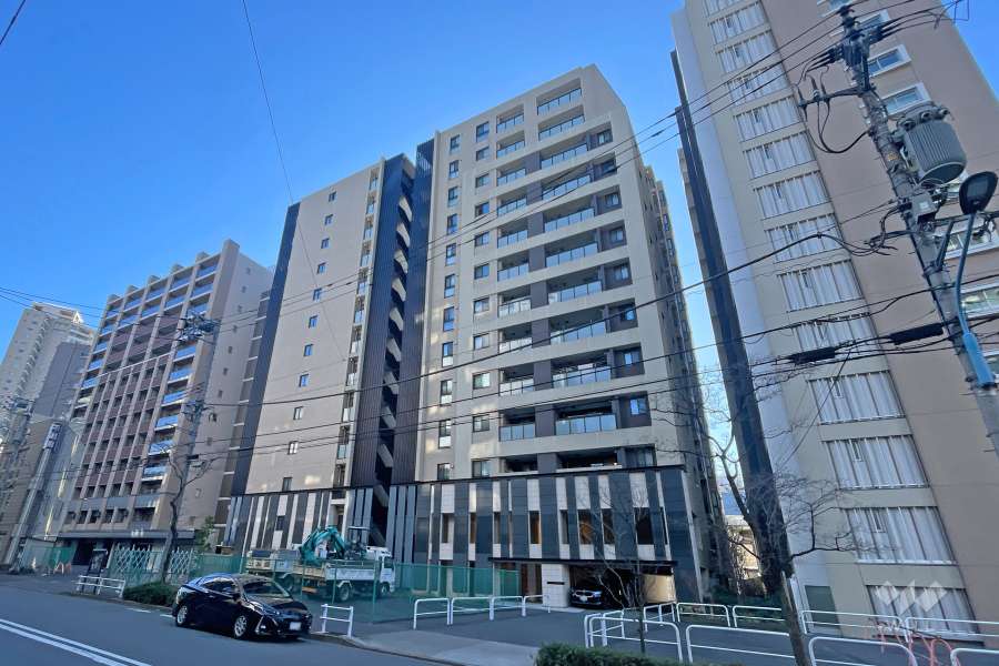 ジオ新宿若松町の外観（北西側から）