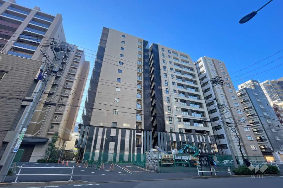 ジオ新宿若松町の外観（北東側から）