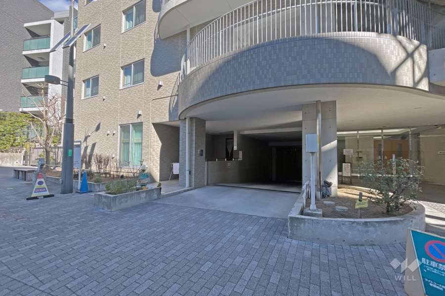 敷地内駐車場の出入り口