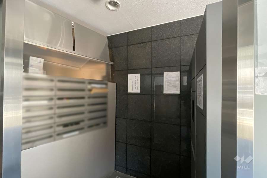 宅配ボックスと共用ポスト　