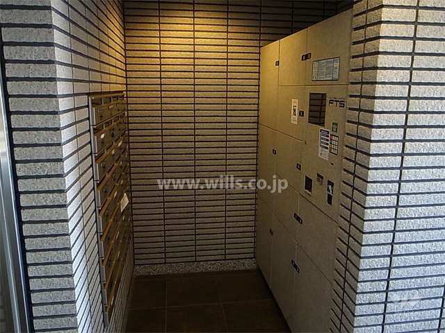 宅配ボックスと共用ポスト