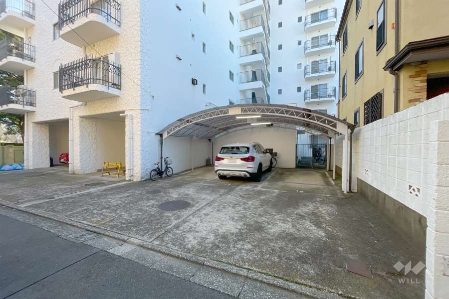 敷地内駐車場（屋内平面式・屋外平面式）