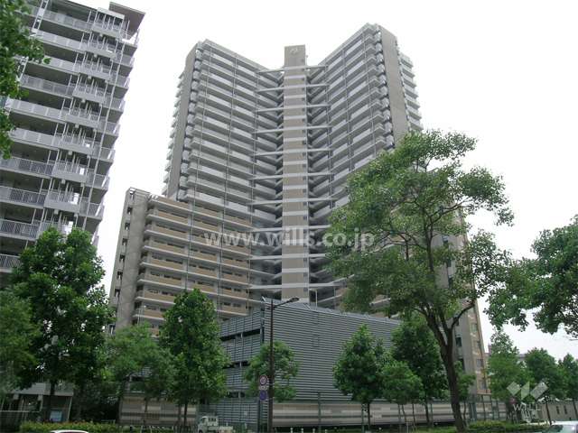 ルネマスターズタワーの外観（北側から）