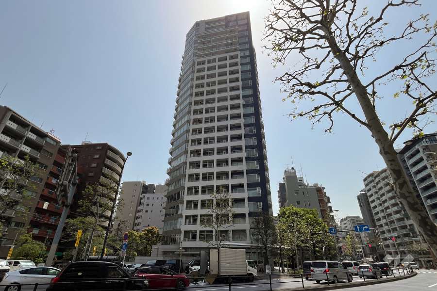 シティタワー四谷の外観（北西側から）