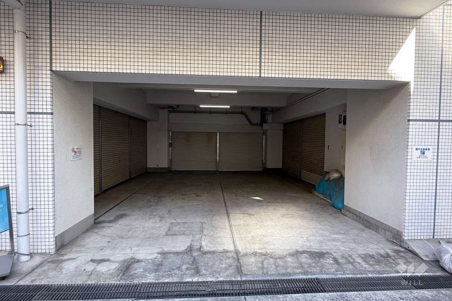 駐車場の出入り口