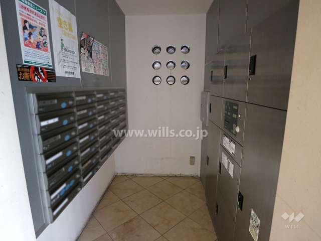 共用ポストと宅配ボックス