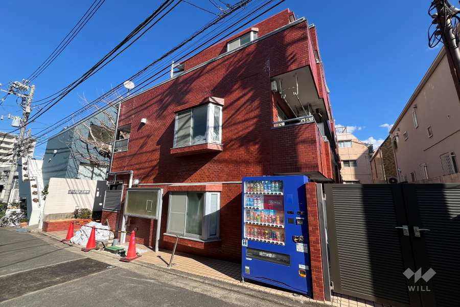 ユースフル下落合の外観（南西側から）