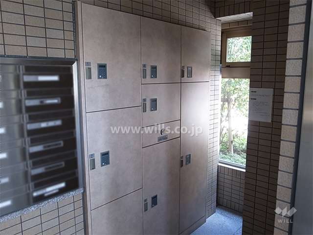 宅配ボックスと共用ポスト