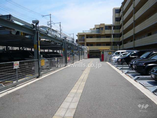 敷地内駐車場（機械式）
