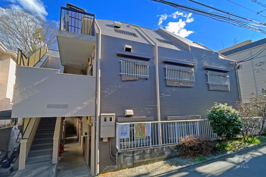 毎日落合マンションの外観（北西側から）