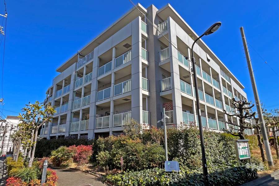 エコロジー落合レジデンス１の外観（南西側から）