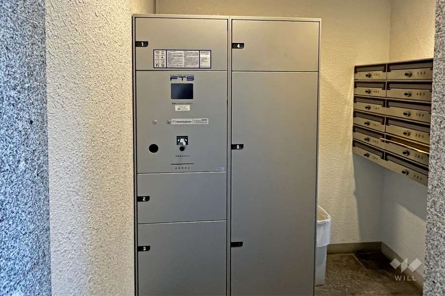 宅配ボックスと共用ポスト