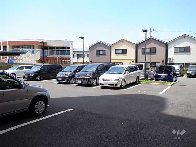 敷地内駐車場（屋外、屋内平面式）
