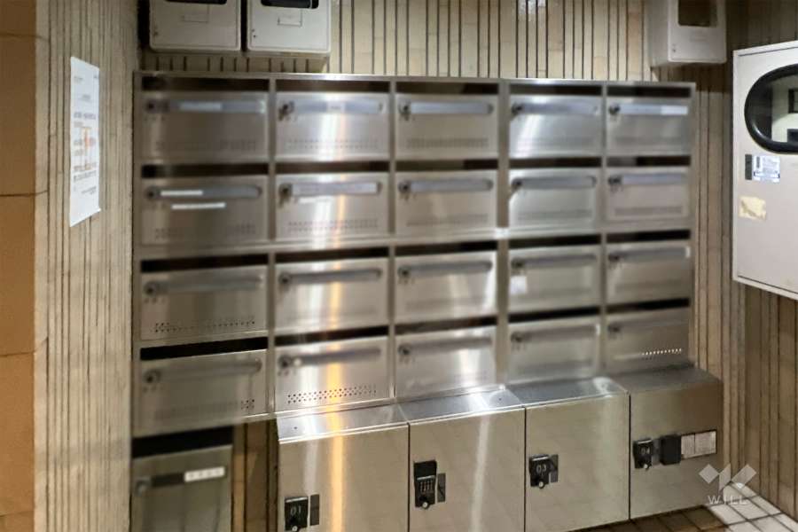 宅配ボックスと共用ポスト