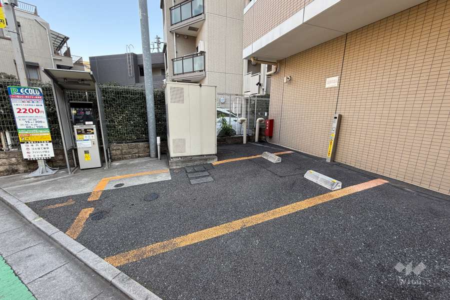 敷地内駐車場（屋外平面式）