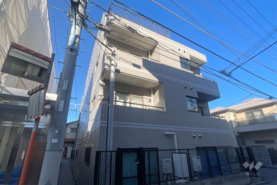 メインステージ新宿の外観（南東側から）　