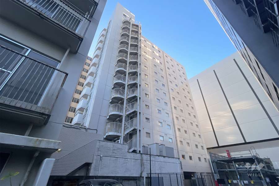 ホテルリステル新宿の外観（南西側から）