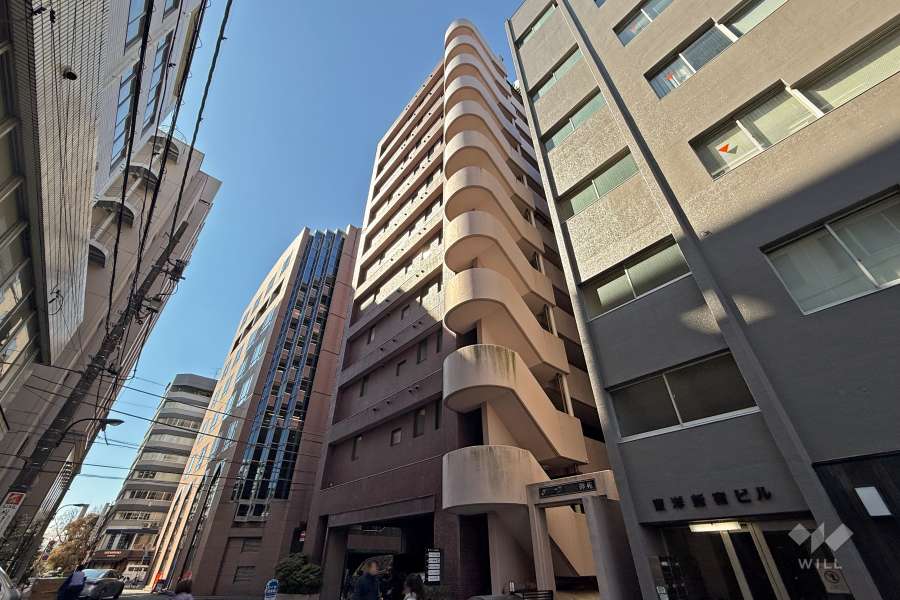 サンサーラ第四御苑の外観（東側から）