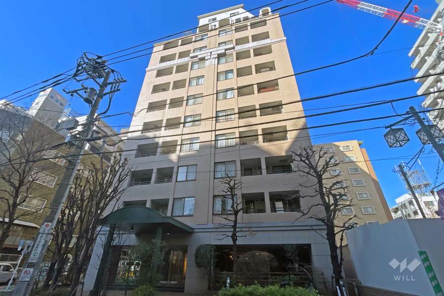 アクシア新宿御苑の外観（南東側から）