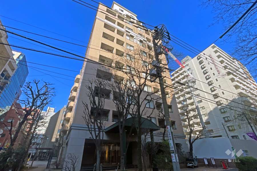 アクシア新宿御苑の外観（南西側から）