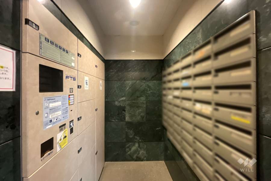 宅配ボックスと共用ポスト