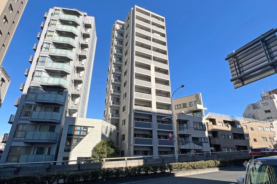 アイディーコート東新宿の外観（南西側から）