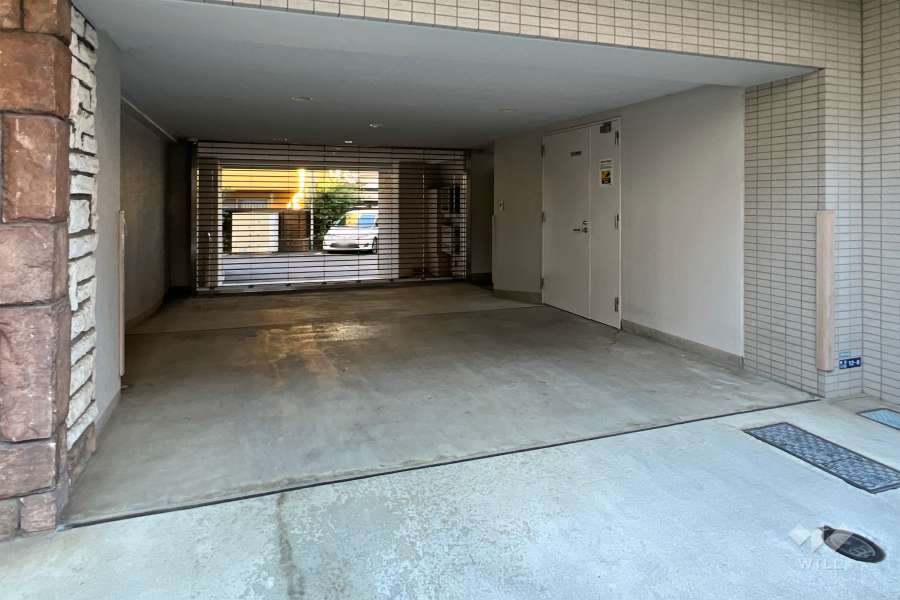 敷地内駐車場（屋外平面式）