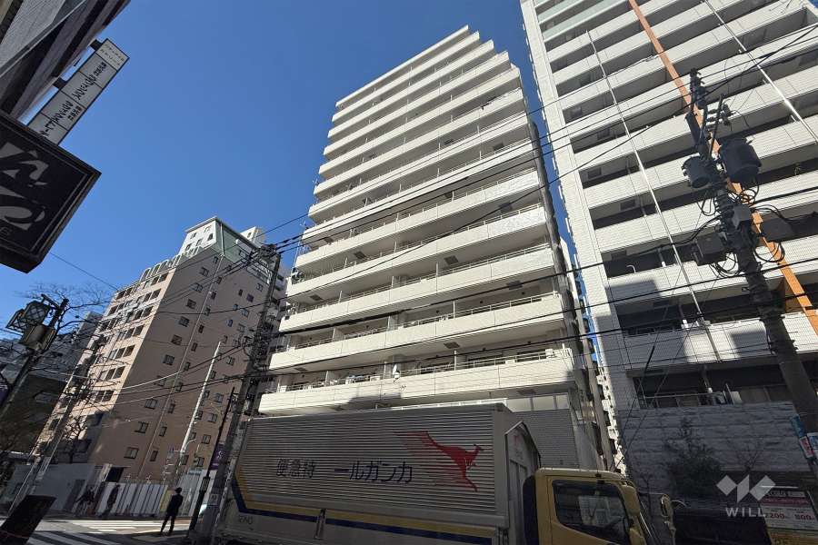 新宿御苑ダイカンプラザの外観（南東側から）