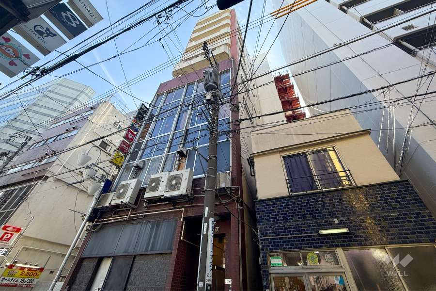 サニーコーポ新宿の外観（北西側から）