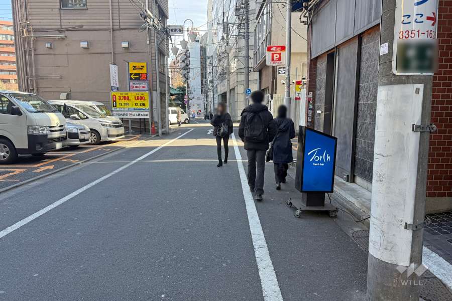 敷地北東側の前面道路