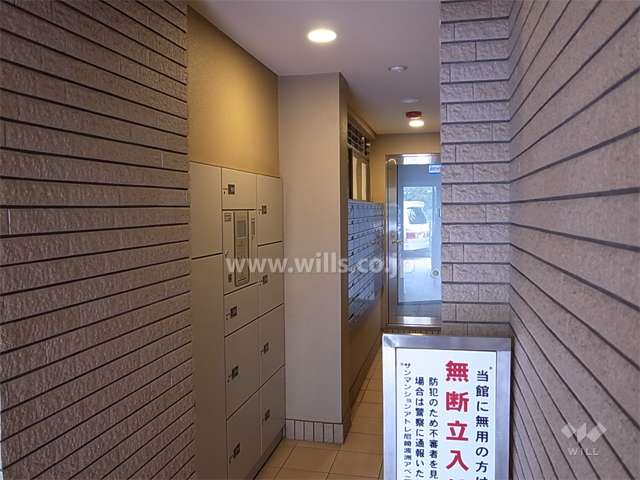宅配ボックスと共用ポスト