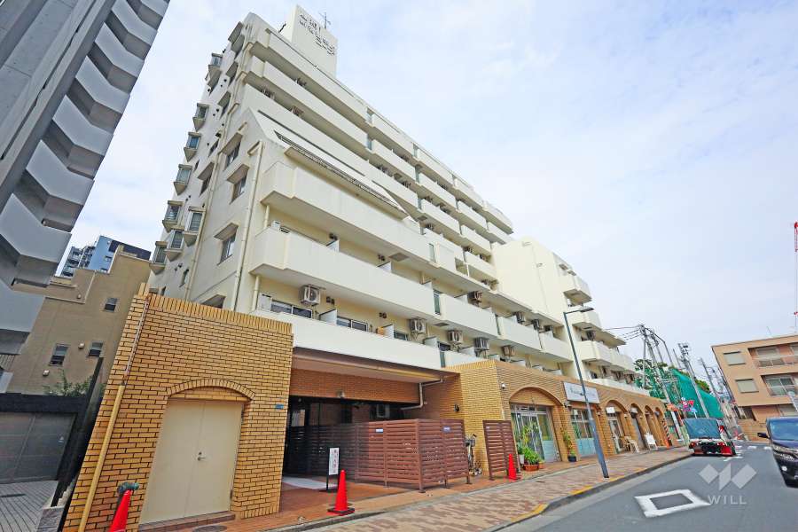 藤和新宿番衆町コープの外観（南東側から）