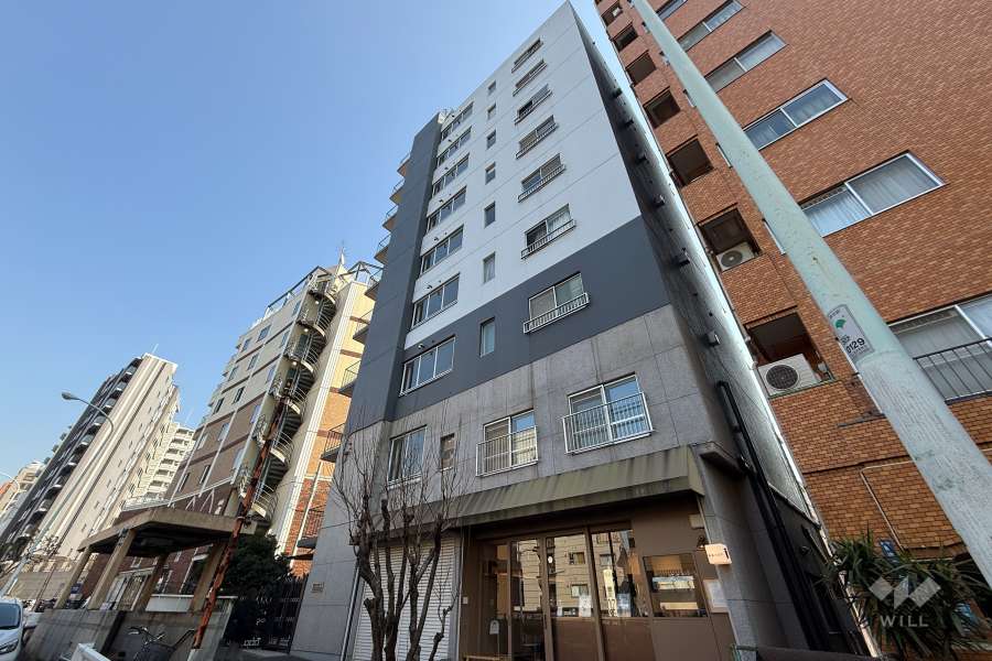 レジェンド新宿の外観（北西側から）