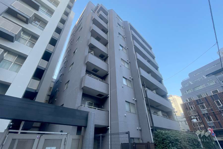 エクセルシオール新宿の外観（東南側から）