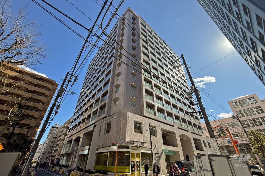 ルネ御苑プラザの外観（北西側から）