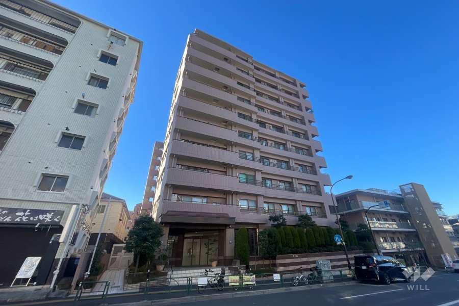 クリオ新宿戸山壱番館の外観（北東側から）