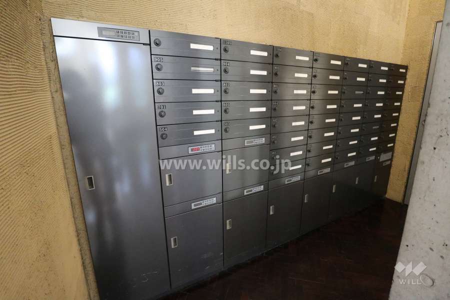 宅配ボックスと共用ポスト