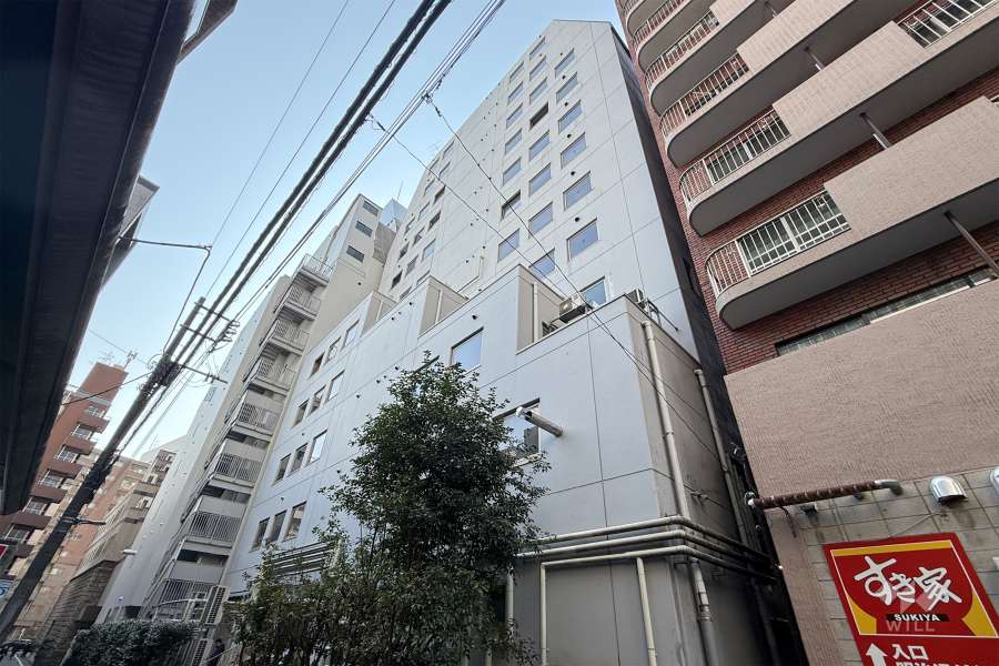 ラ・ベルティ新宿の外観（北東側から）