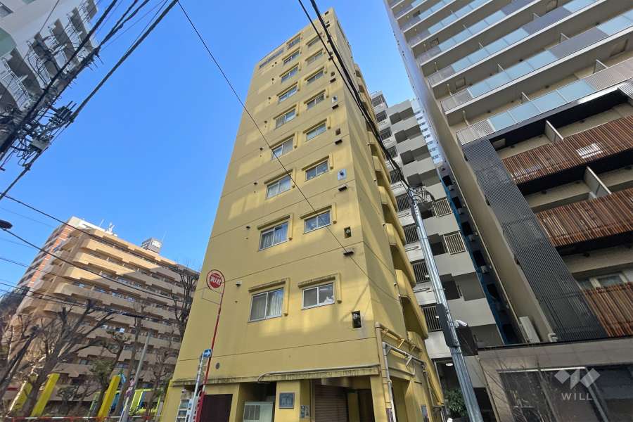 パレドール新宿の外観（北西側から）