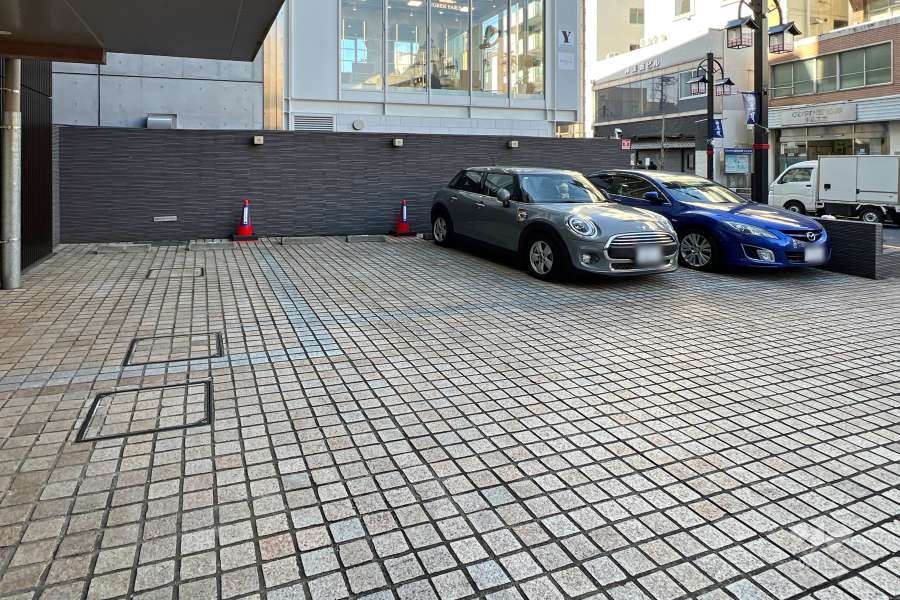 敷地内駐車場（屋外平面式）