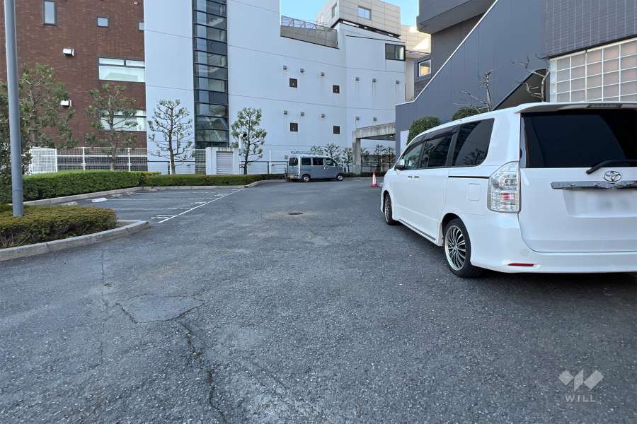 敷地内駐車場（屋外平面式）