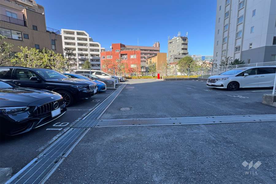 敷地内駐車場（屋外平面式）　