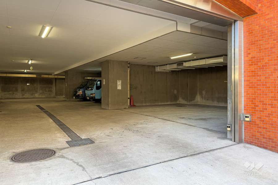 敷地内駐車場（屋内平面式）