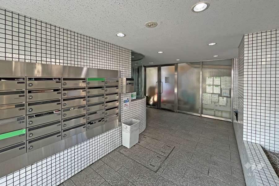 エントランスホール