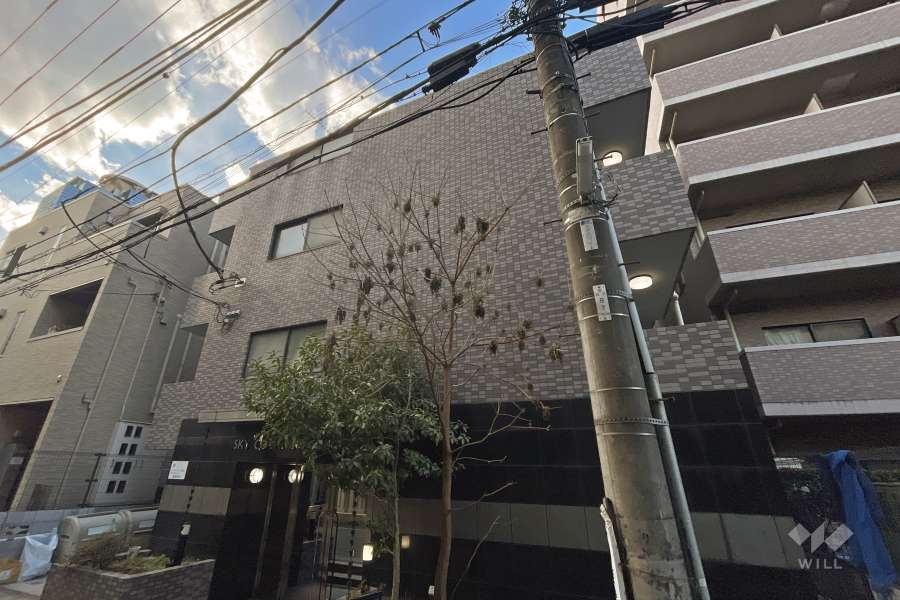 スカイコート西新宿第2の外観（東側から）
