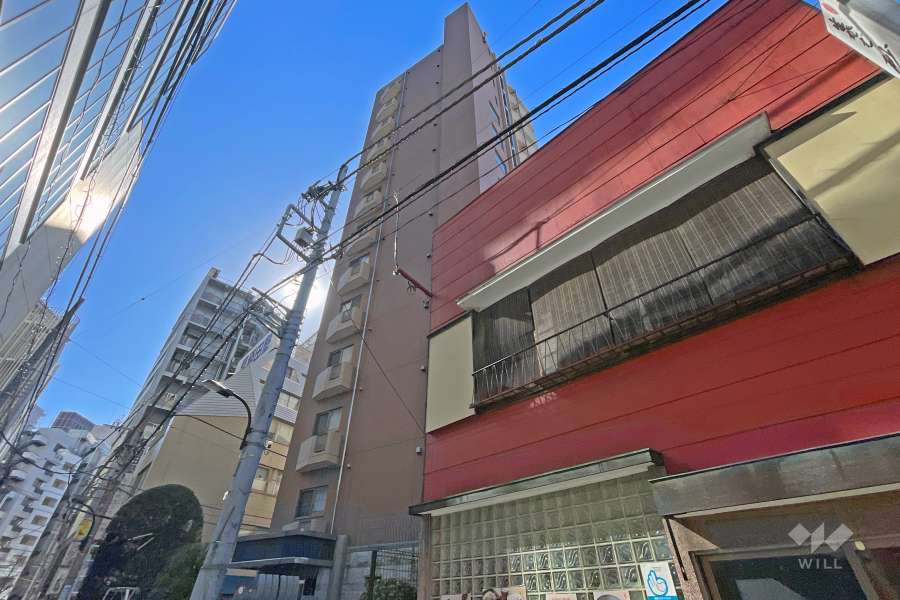 パレステュディオ新宿ウエストの外観（北西側から）