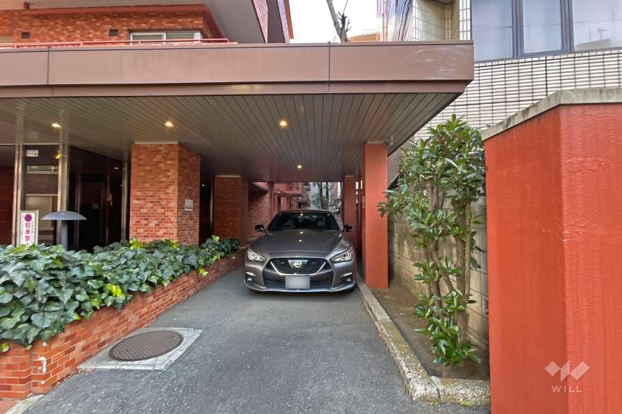 敷地内駐車場（屋外平面式）