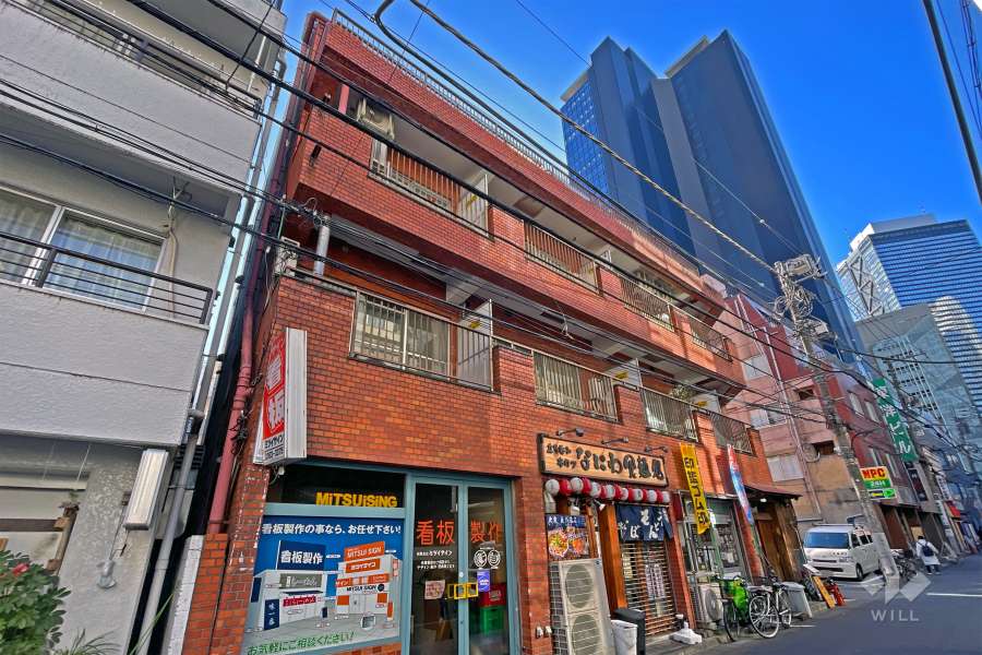 サンローゼ新宿の外観（北西側から）